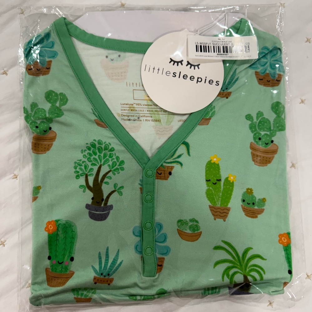 Little Sleepies Women’s Pajama Top Succulent Love NWT size small